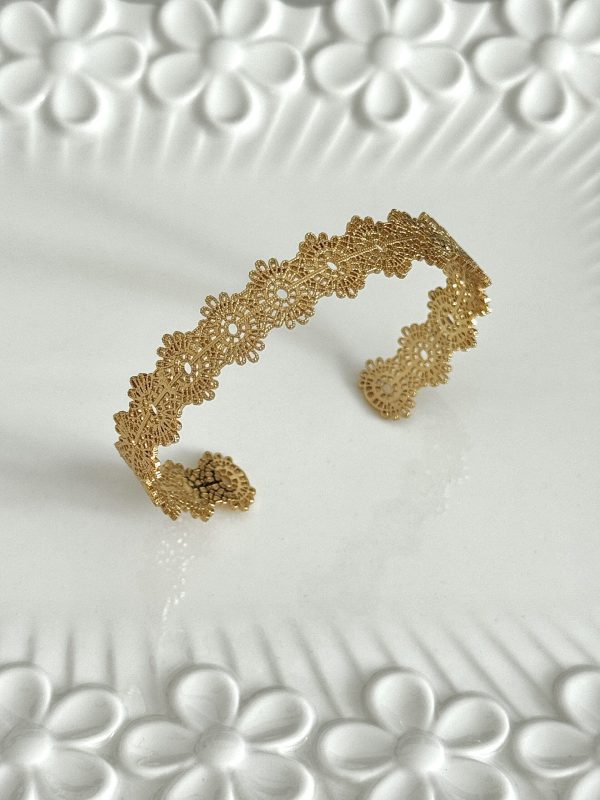 18k palace hollow lace bracelet adjustable bracelet