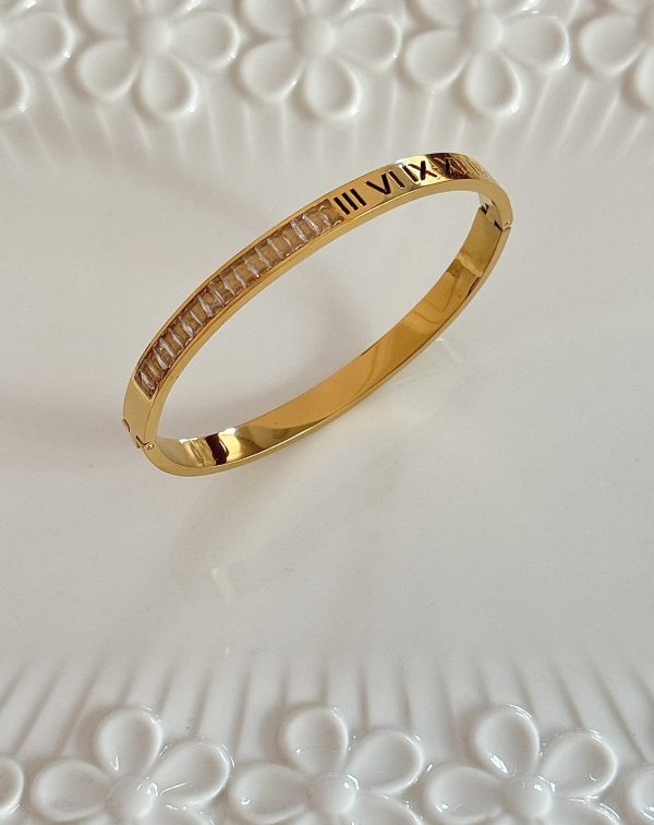 Roman numeral zircon bracelet