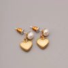 S925 silver needle freshwater pearl heart earrings