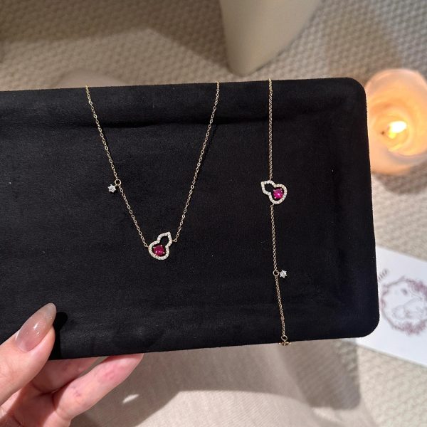S925 sterling silver rose ruby ​​small gourd necklace