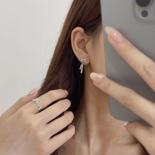 S925 sterling silver bowknot full diamond tassel earrings